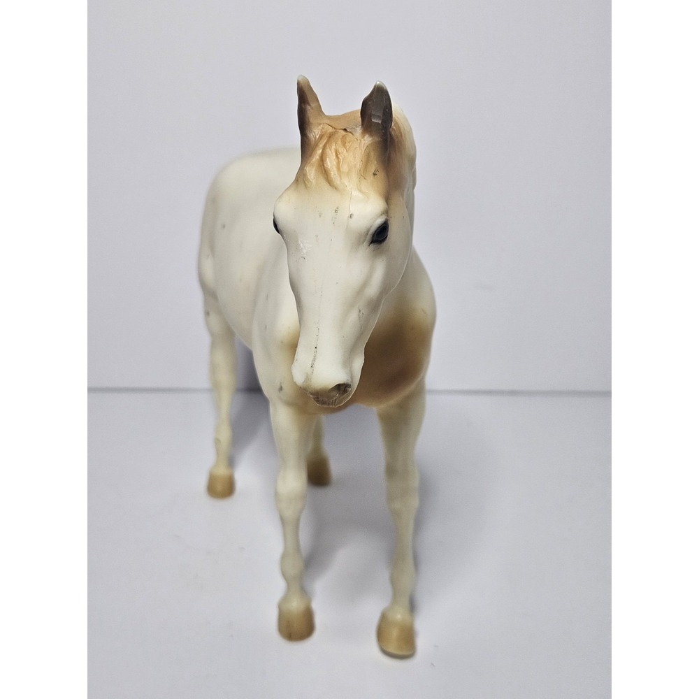 Vintage Breyer Traditional Thoroughbred Mare Medicine Hat Alabaster Horse U.S.A.